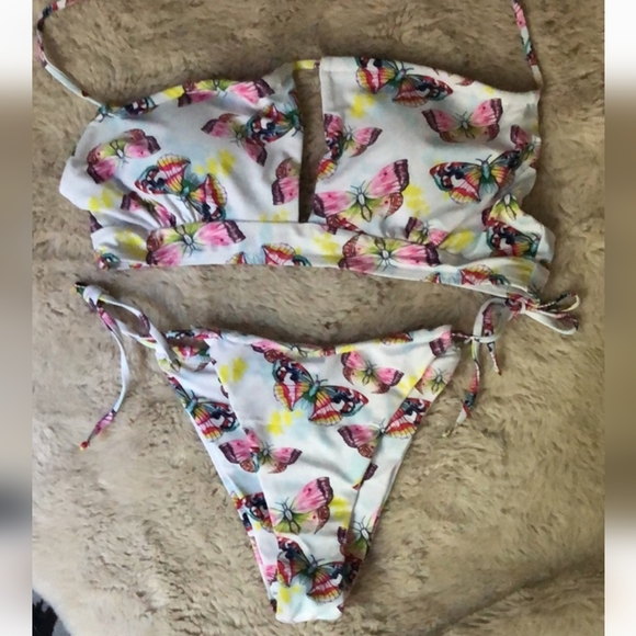 🚩Set🎀🤍 - Picture 1 of 1